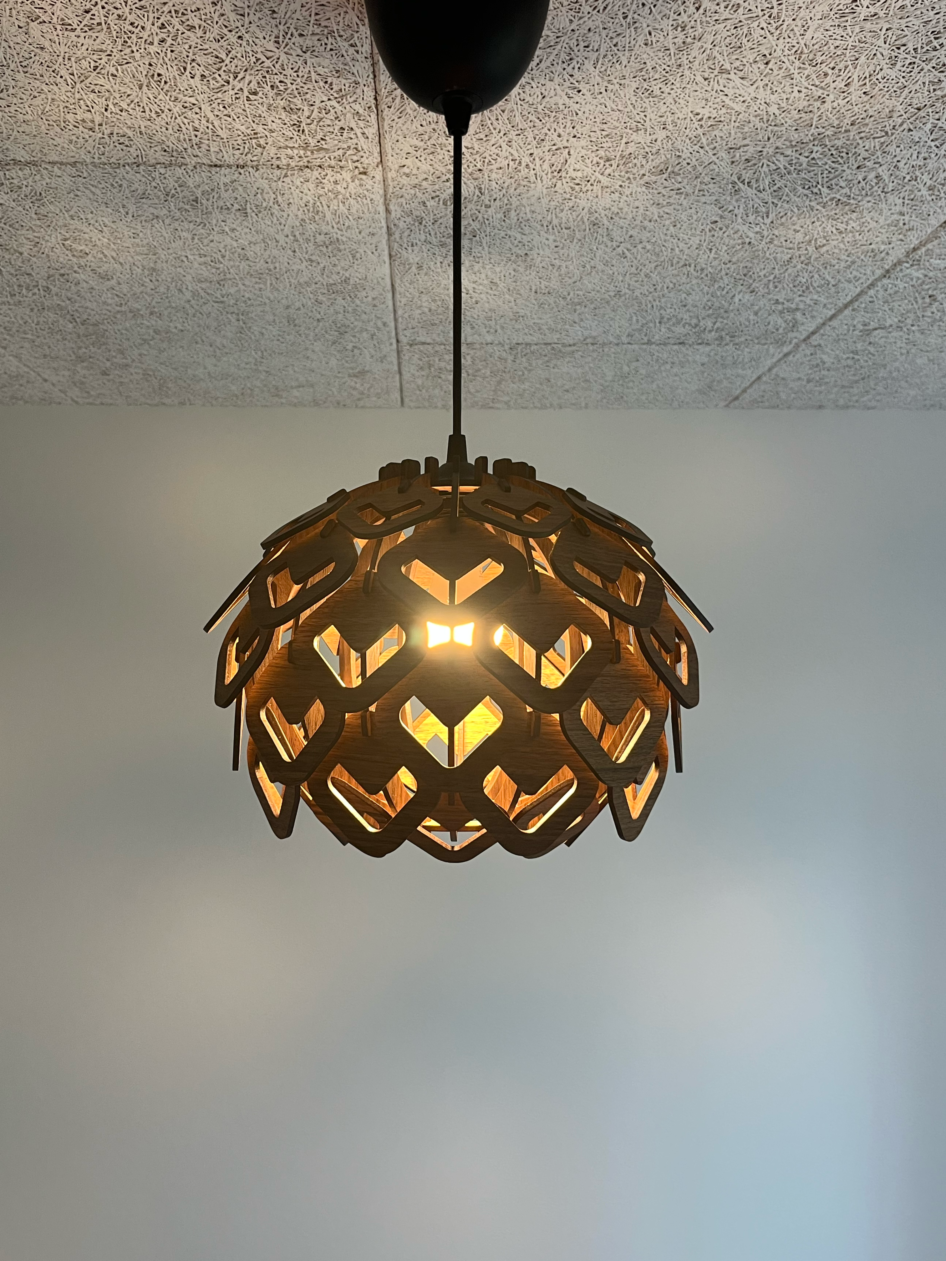 Bladkrone Lampe