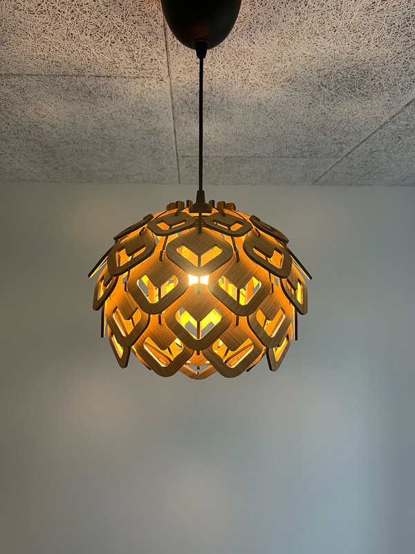 Bladkrone Lampe